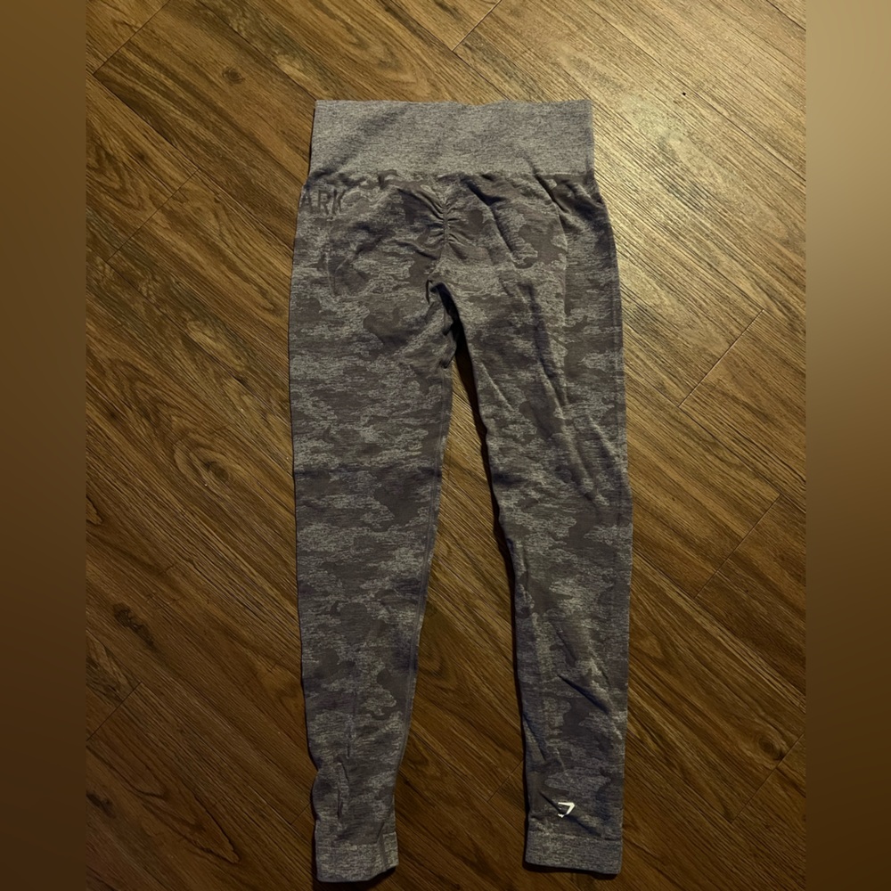 Gymshark camo leggings Sz med